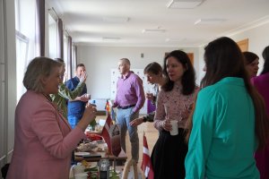 international_week_25_04